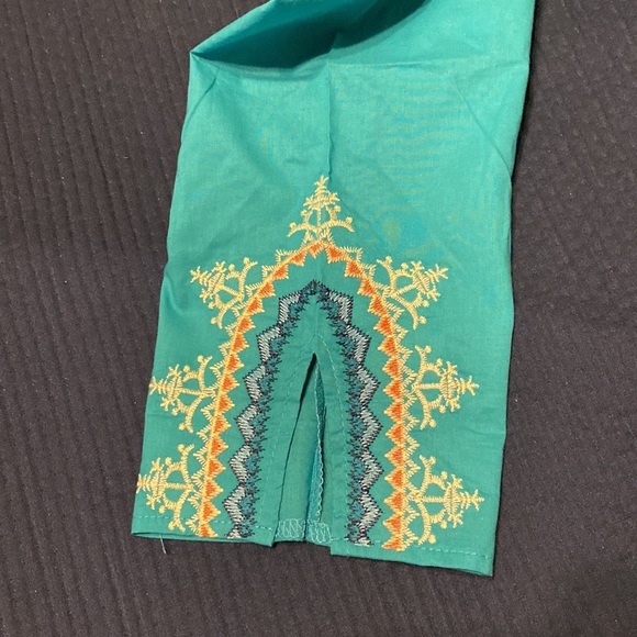 NEW Vyshyvanka Floral Embroidery Blouse,  XL - Picture 6 of 6